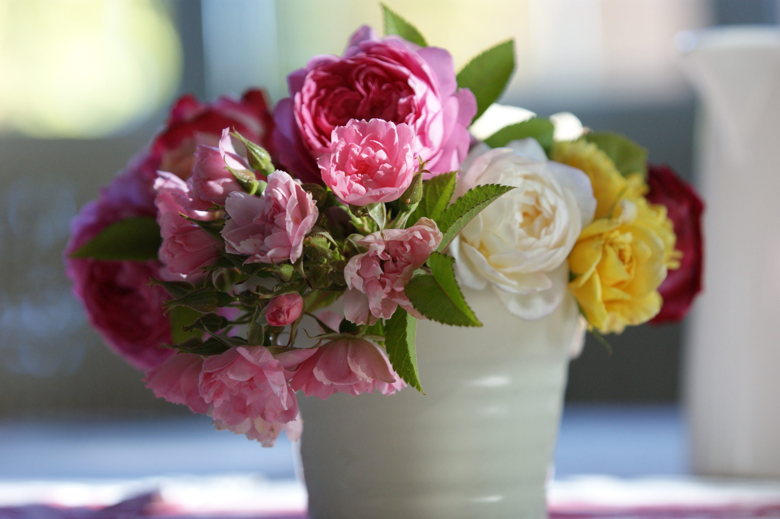 Bouquet de table - Roses Guillot®